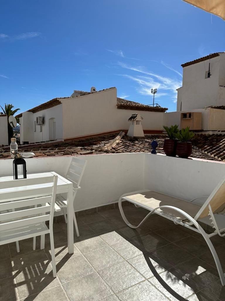 Right By The Pool Area In Capistrano Village! Nerja Exterior foto